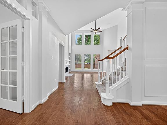 5th image of 10322 Shipmans Landing Drive