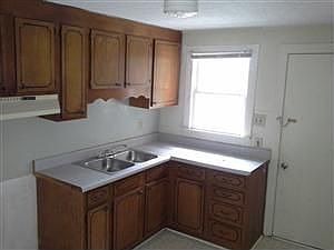 2nd image of 309 Barbour St APT D