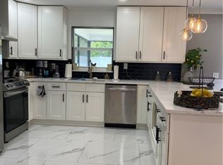 1419 Shelby Pkwy, Cape Coral, FL 33904