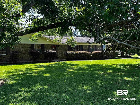 3rd image of 45718 Red Hill Rd