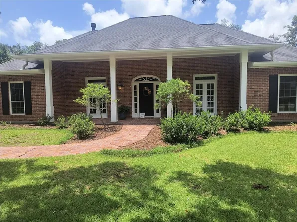 219 Blue Crane 1 Dr, Slidell, LA 70461
