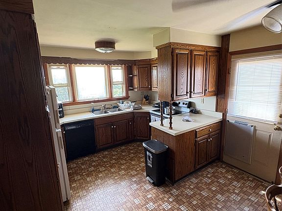 3rd image of 51 Orchard Street