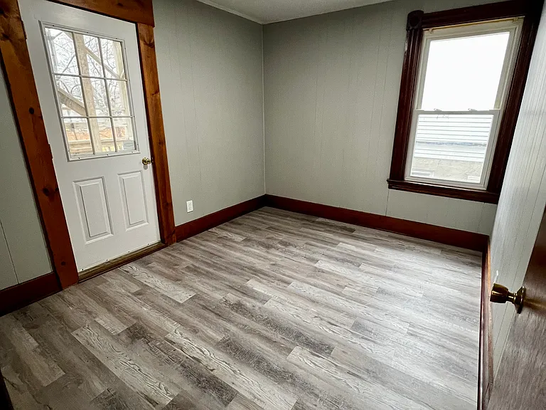 284-286 Pleasant St #1F — Photo 7