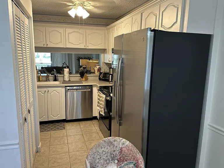 3138 Via Poinciana #114 — Photo 4