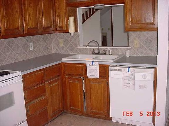 3rd image of 226 Valleyview Dr
