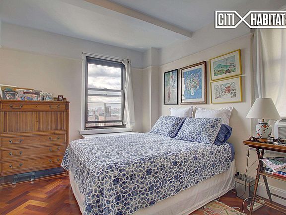 4th image of 785 W End Ave APT 15E