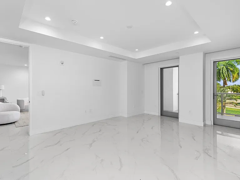 495 E Royal Palm Rd #201 — Photo 18