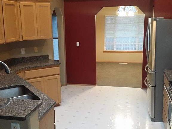 2nd image of 4825 36th St NE