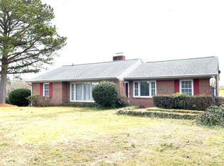 9274 Old Cox Rd, Chase City, VA 23924