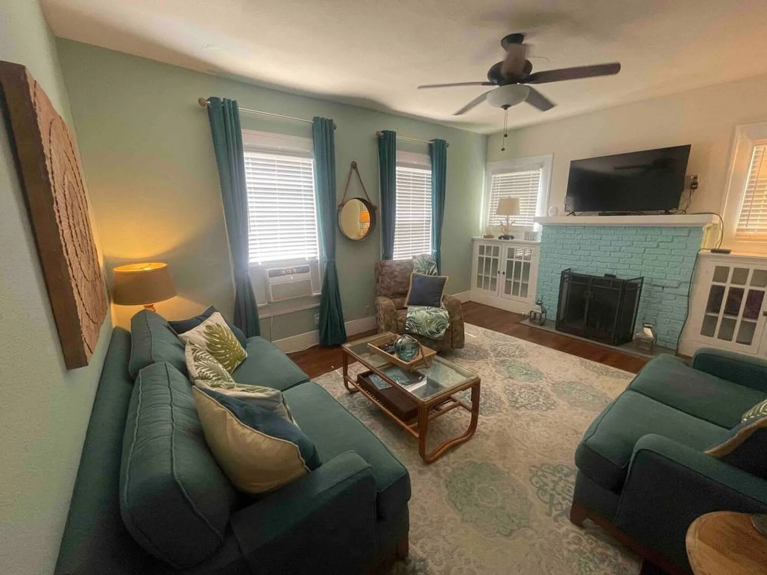 1 bed, 1.0 bath, 548 sqft, $2,903 — Photo 3