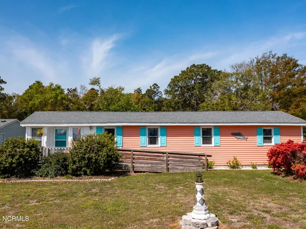 312 Salty Shores Road, Newport, NC 28570