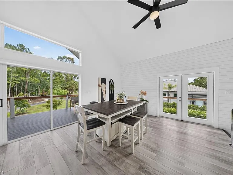 5191 Coral Wood Dr — Photo 15