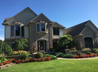 14798 Chatham Dr, Shelby Township, MI 48315