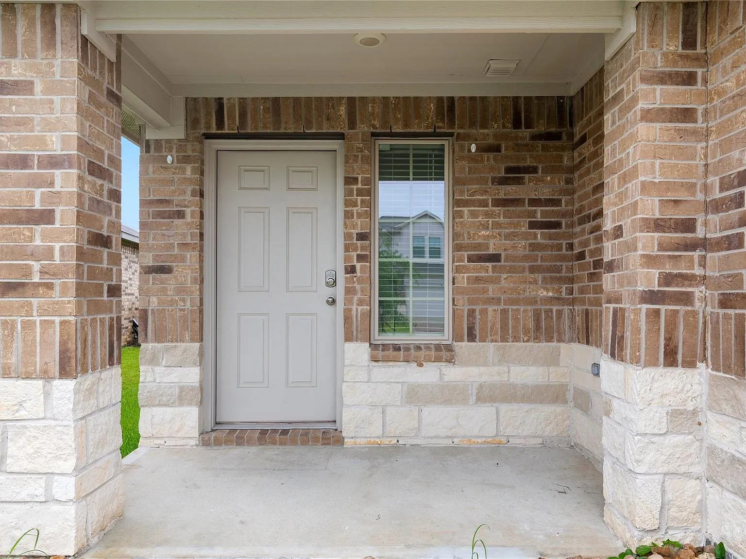 3 bed, 2.0 bath, $1,955 — Photo 4