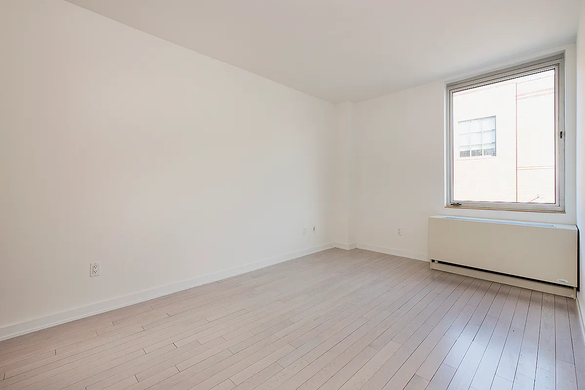 250 Bedford Avenue — Photo 4