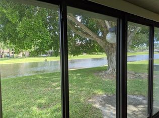 9667 86th Ave #9667, Seminole, FL 33777