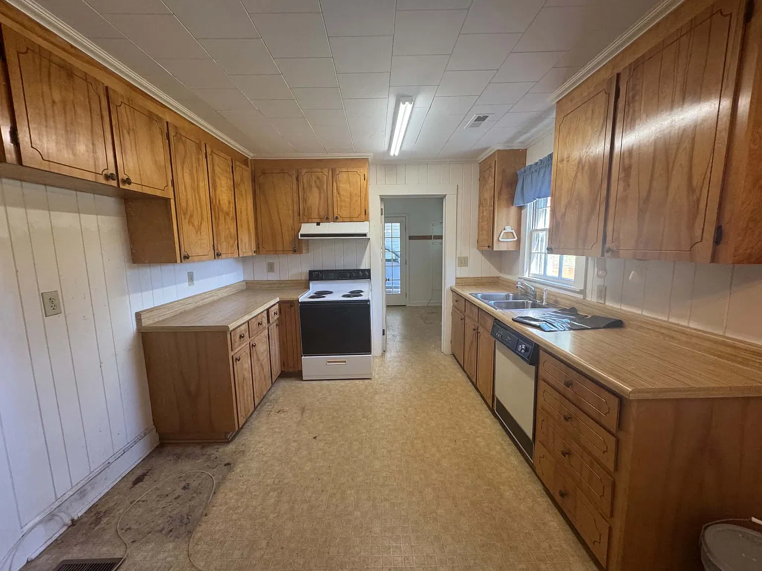 3 bed, $1,500 — Photo 4