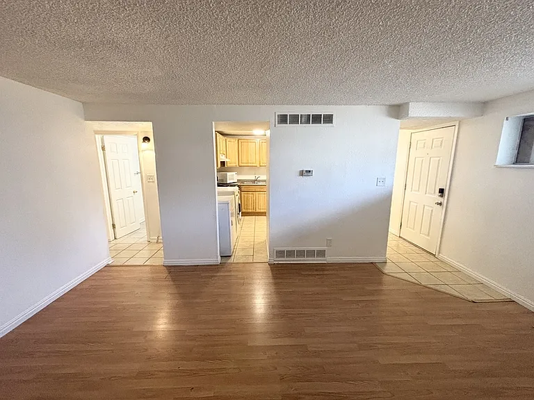615 E 700 S #5 — Photo 18