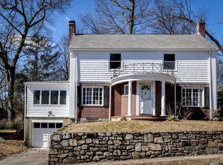 12 Berkshire Rd, Framingham, MA 01701