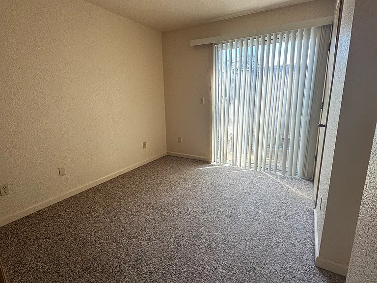 600 Diamond Dr #A — Photo 5