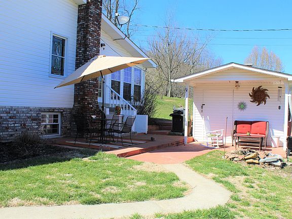 3rd image of 258 Walker Dr