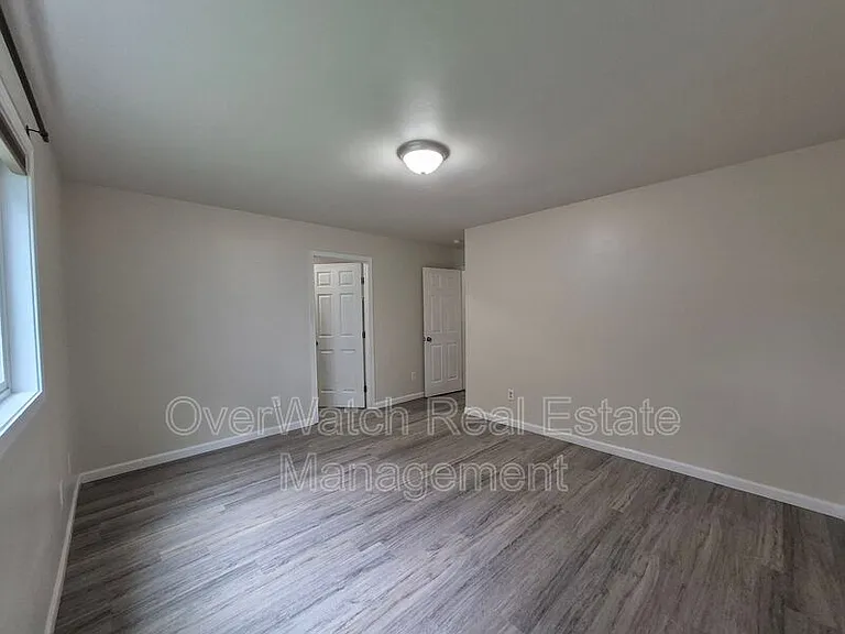 250 Oklahoma St #A — Photo 17