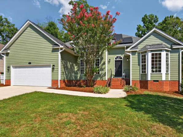 8011 Chatsworth Way, Durham, NC 27713