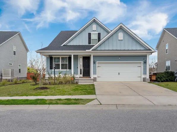 616 Black Pine Rd, Moncks Corner, SC 29461