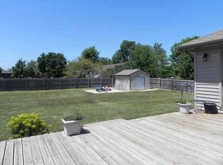 11508 Knoxville Rd, Milan, IL 61264