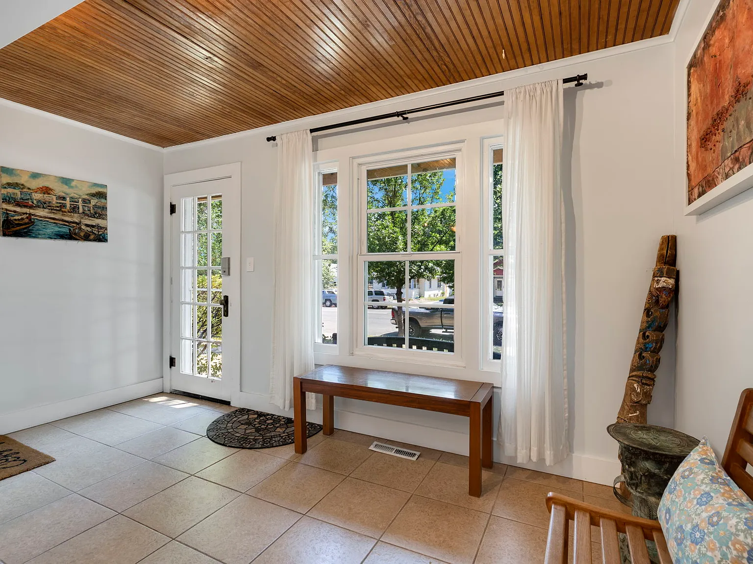 2 bed, 1200 sqft, $3,300 — Photo 4