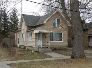 932 E 4th St, Monroe, MI 48161