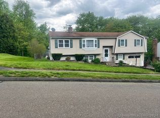 47 Spice Hill Dr, Meriden, CT 06451