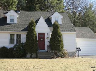 1097 Fort Hunter Rd, Schenectady, NY 12303