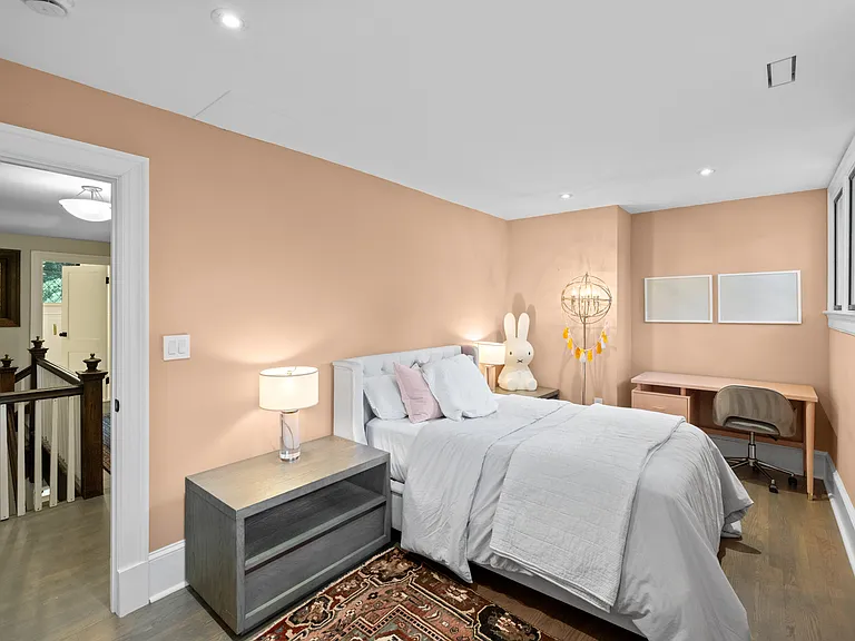 2329 Porter St NW — Photo 39