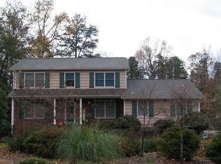 2854 Lake Shore Rd S, Denver, NC 28037