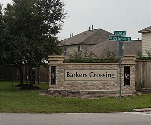 2nd image of 3123 Barkers Crossing Ave