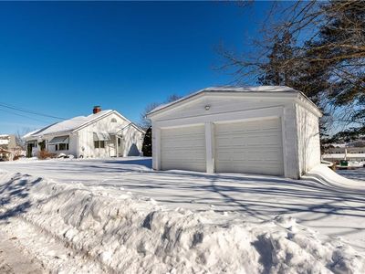 10 Hall St, West Warwick, RI, 02893