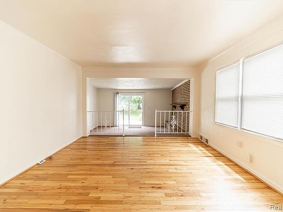 3rd image of 4335 Territorial Rd APT B
