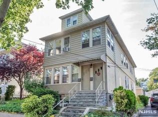 106 Wood St, Rutherford, NJ 07070