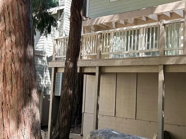 209 Coolcreek Ln, Lake Arrowhead, CA 92352