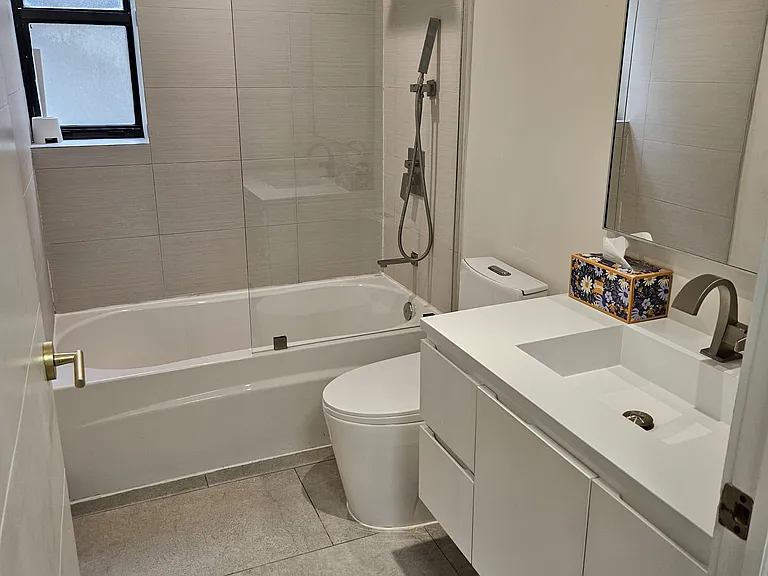 20401 NE 30th Ave #112 — Photo 11