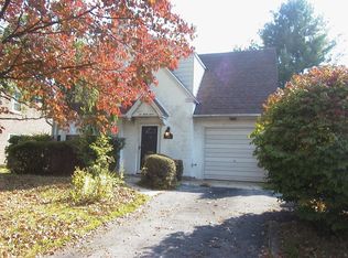 223 Glen Gary Dr, Havertown, PA 19083