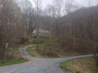 21269 Silver Mountain Rd, Damascus, VA 24236