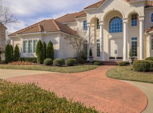 4400 N Hickory Ln, Kansas City, MO 64116