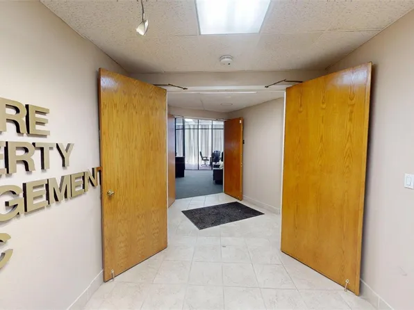 411 Lakewood Circle, Colorado Springs, CO 80910