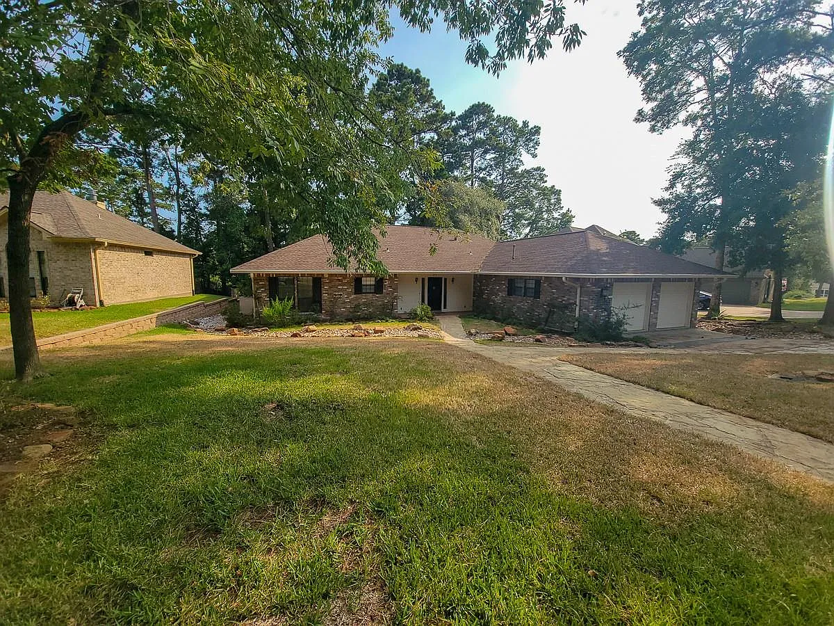 3 bed, 2.0 bath, 2175 sqft, $2,500 — Photo 1