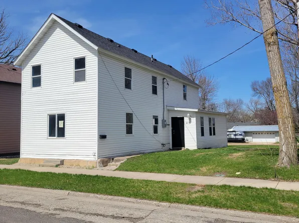 205 Elm Ave SE, Montgomery, MN 56069