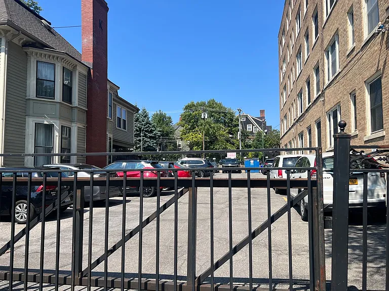 Bryant Apartments — Photo 88