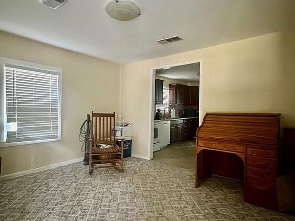 2nd image of 218 Wight St