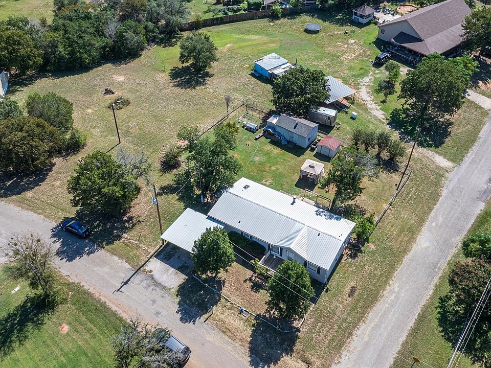 1st image of 446 Capricorn Dr